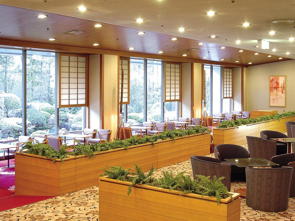 The Crown Palais New Hankyu Kochi מראה חיצוני תמונה