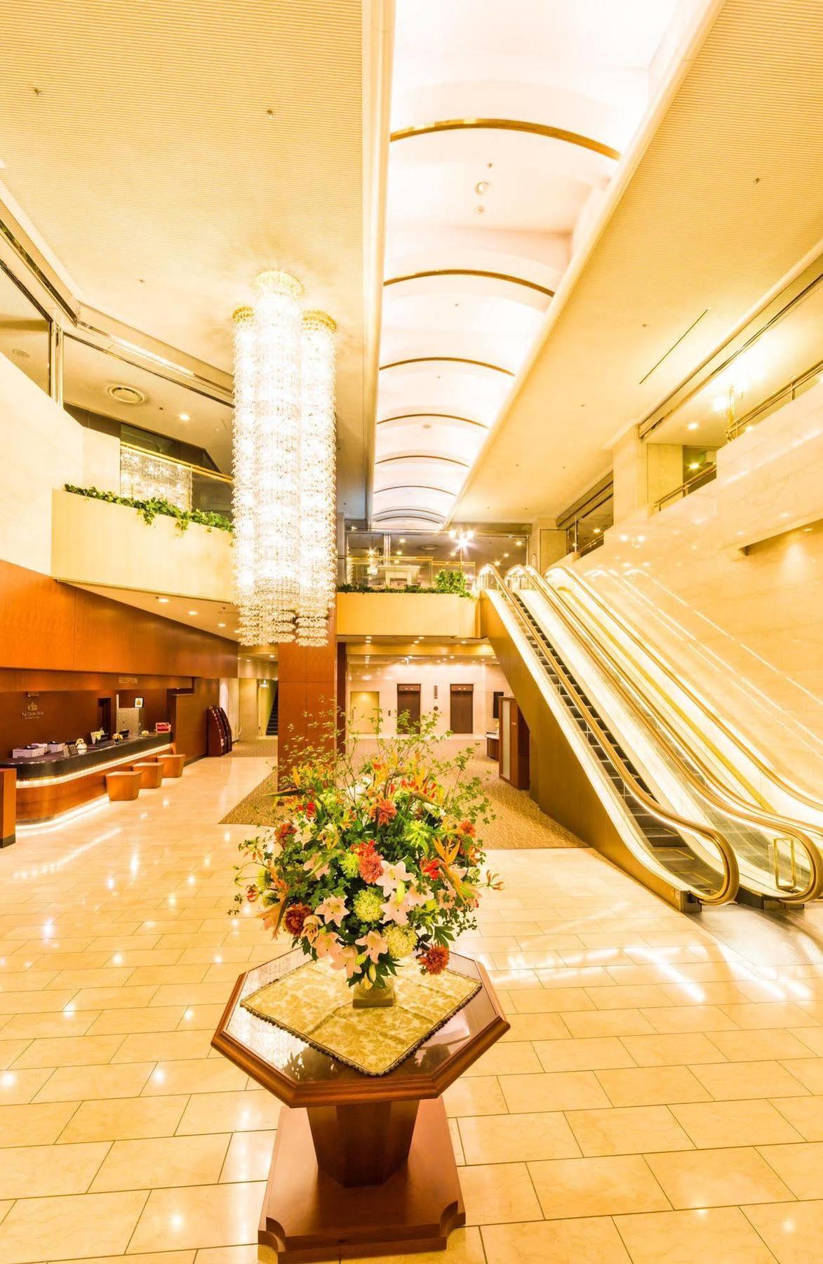 The Crown Palais New Hankyu Kochi מראה חיצוני תמונה